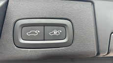 Volvo Xc60 2.0 B4D R DESIGN 5dr AWD Geartronic Diesel Estate